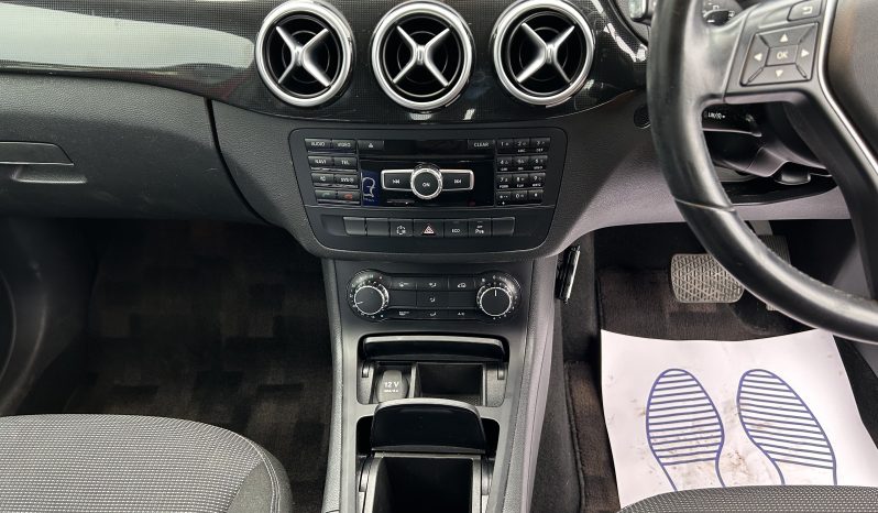 
								MERCEDES B180: 1590cc, AUTOMATIC, PETROL, REG:PK13 YFP full									