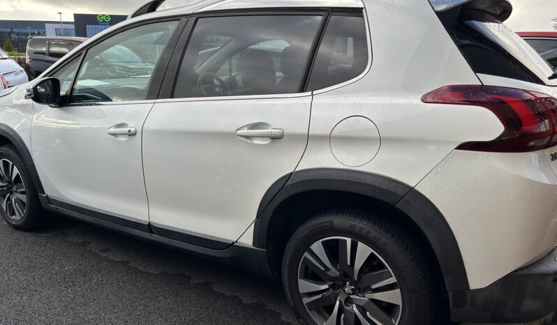 
								PEUGEOT 2008 GT LINE, YEAR 2017, WHITE,  59,870, MILES, 1200cc, PETROL, AUTOMATIC, VIN: VF3CUHNZTGY121937 full									
