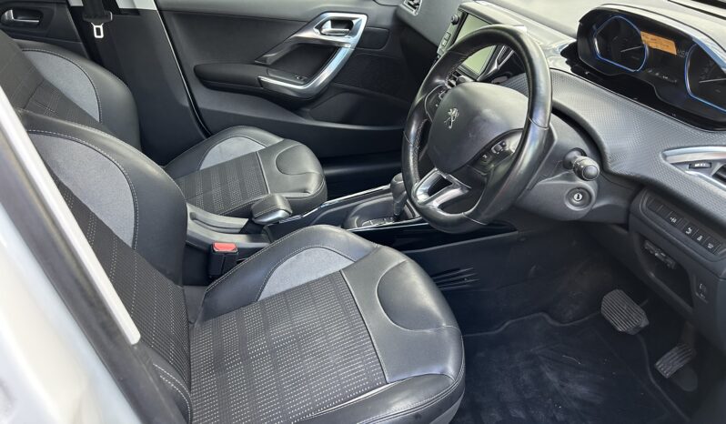 
								PEUGEOT 2008 GT LINE, YEAR 2017, WHITE,  59,870, MILES, 1200cc, PETROL, AUTOMATIC, VIN: VF3CUHNZTGY121937 full									