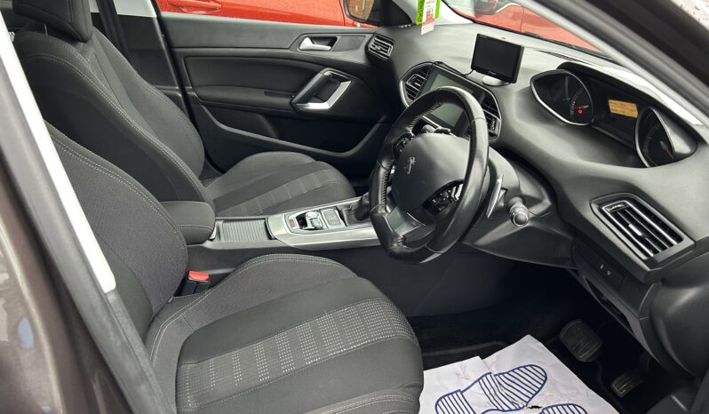 
								PEUGEOT 308 SW, ESTATE, GENUINE 36,166 MILES, PETROL, YEAR 2016, 1200cc, AUTOMATIC: full									