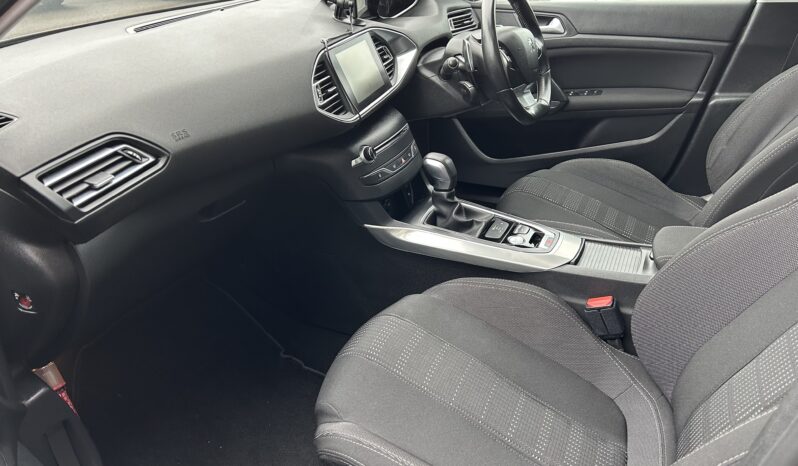 
								PEUGEOT 308 SW, ESTATE, GENUINE 36,166 MILES, PETROL, YEAR 2016, 1200cc, AUTOMATIC: full									