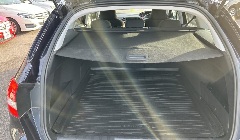 
								PEUGEOT 308 BLUE DIESEL YEAR 2017 _ 65,182 MILES, ESTATE, 1560cc, AUTOMATIC :REG: PO67 MKV full									