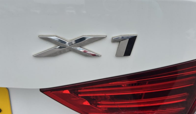
								BMW X1 18i S DRIVE, 1990cc, 56,677 MILES, WHITE, PETROL, AUTOMATIC, YEAR 2011, REG: PO61 UOE full									