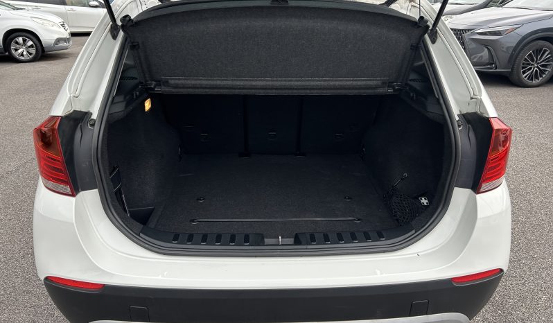 
								BMW X1 18i S DRIVE, 1990cc, 56,677 MILES, WHITE, PETROL, AUTOMATIC, YEAR 2011, REG: PO61 UOE full									