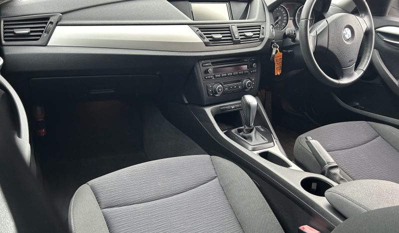 
								BMW X1 18i S DRIVE, 1990cc, 56,677 MILES, WHITE, PETROL, AUTOMATIC, YEAR 2011, REG: PO61 UOE full									