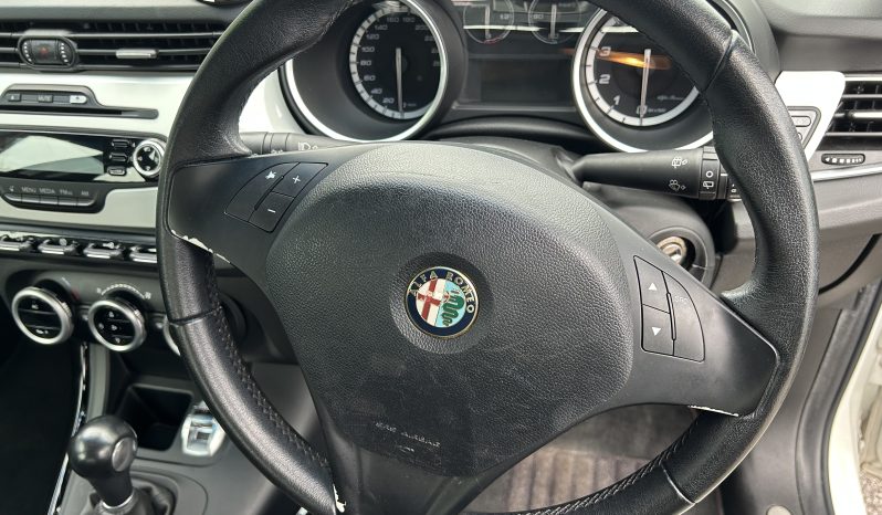 
								2012 ALFA-ROMEO GIULIETTA,1360cc, WHITE, 43,945 MILES, AUTOMATIC, full									