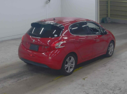 
										2015 PEUGEOT 208, 1200cc, RED, 53,375 MILES, AUTOMATIC, full									