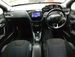 
										2015 PEUGEOT 208, 1200cc, RED, 53,375 MILES, AUTOMATIC, full									