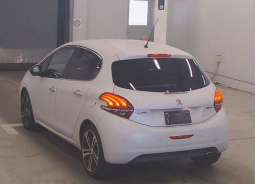 
										2016 PEUGEOT 208, PETROL, 1200cc, WHITE, 42,790 MILES, AUTOMATIC, full									