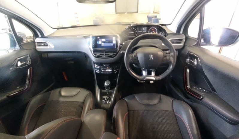 
								2016 PEUGEOT 208, PETROL, 1200cc, WHITE, 42,790 MILES, AUTOMATIC, full									