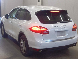 
										2013 PORSCHE CAYANNE, 3000cc, PETROL HYBRID, AUTOMATIC full									