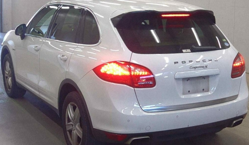 
								2013 PORSCHE CAYANNE, 3000cc, PETROL HYBRID, AUTOMATIC full									