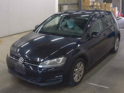 
										2016 VOLKSWAGEN GOLF: 1200cc, PETROL, AUTOMATIC full									