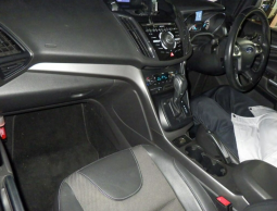 
										2015 FORD KUGA,1600cc, 52,474 MILES, MODEL BLACK, AUTOMATIC full									