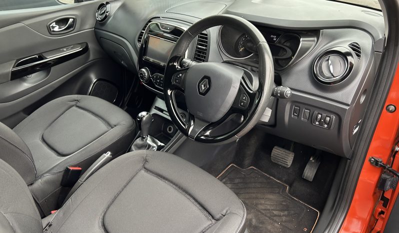 
								2015 RENAULT CAPTURE LOW MILES 35,954 MILES, 1200cc, AUTOMATIC full									