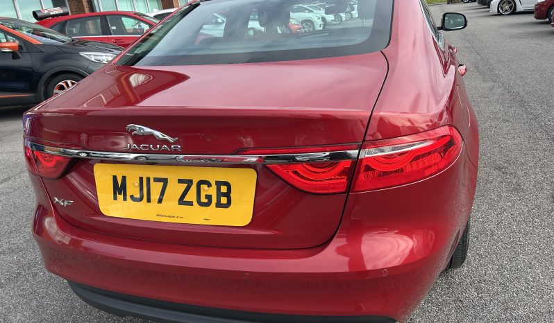 
								Jaguar XF 2.0d Prestige Auto Euro 6 (s/s) 4dr full									
