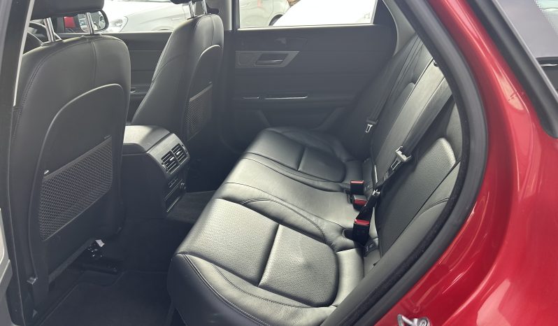 
								Jaguar XF 2.0d Prestige Auto Euro 6 (s/s) 4dr full									