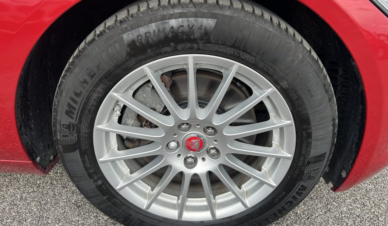 
								Jaguar XF 2.0d Prestige Auto Euro 6 (s/s) 4dr full									