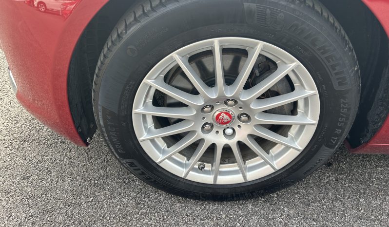 
								Jaguar XF 2.0d Prestige Auto Euro 6 (s/s) 4dr full									
