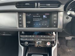 
										Jaguar XF 2.0d Prestige Auto Euro 6 (s/s) 4dr full									