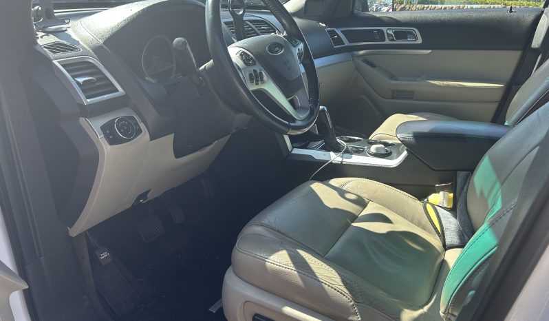 
								FORD EXPLORER 7 SEATER LEFT HAND DRIVE AUTOMATIC PETROL full									