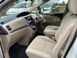 
										TOYOTA ESTIMA AUTOMATIC 8 SEATER PETROL CAR full									
