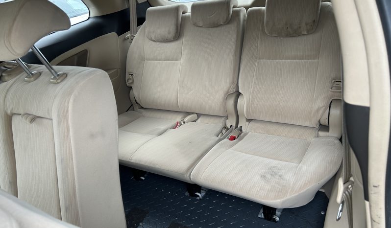 
								TOYOTA ESTIMA AUTOMATIC 8 SEATER PETROL CAR full									